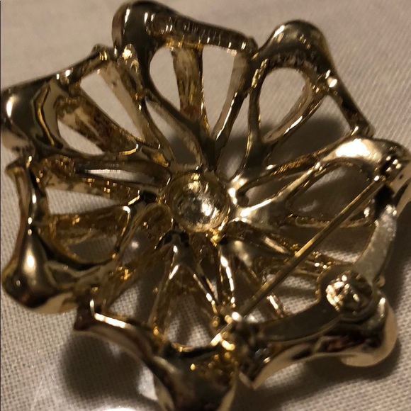 Gold filed , Gerry’s brooch - Picture 3 of 3